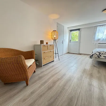 Apartment Maison Confortable Chelles, Entre Et Paris Chelles (Seine-et-Marne)